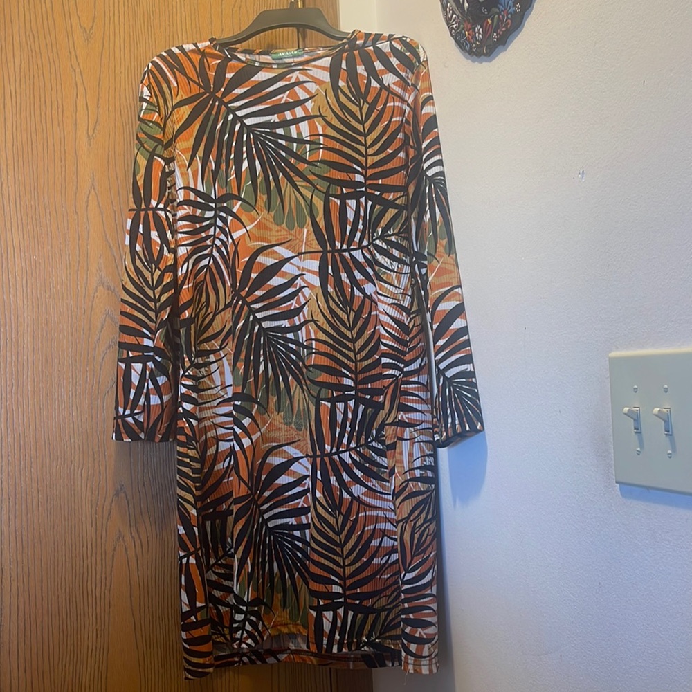 Tropical dress. Selling for $8